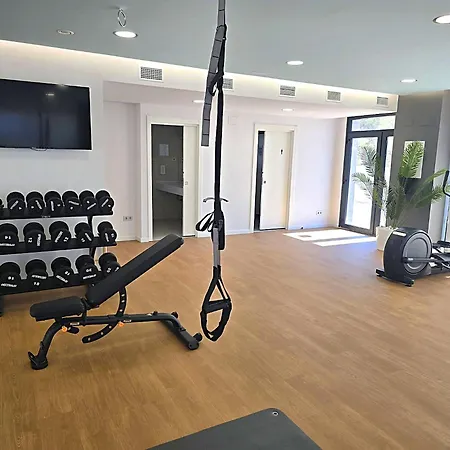 Luxury New Construction Two Bedrooms With Stunning Views *