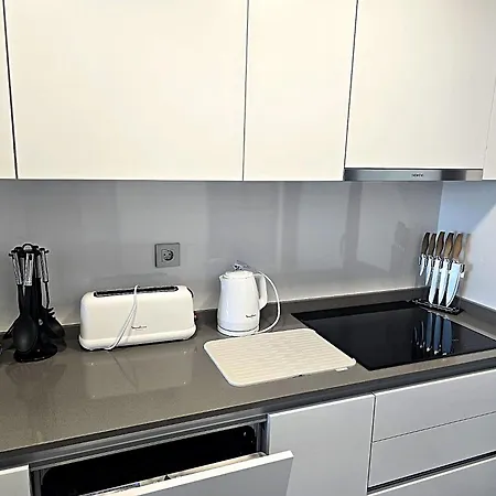 Apartament Luxury New Construction Two Bedrooms With Stunning Views *