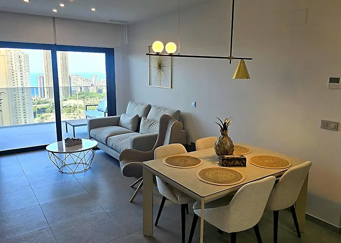 Luxury New Construction Two Bedrooms With Stunning Views Apartamento *