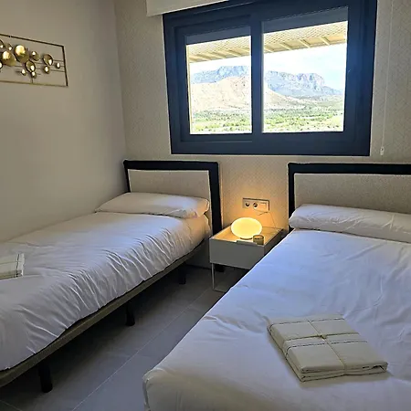Apartment Luxury New Construction Two Bedrooms With Stunning Views